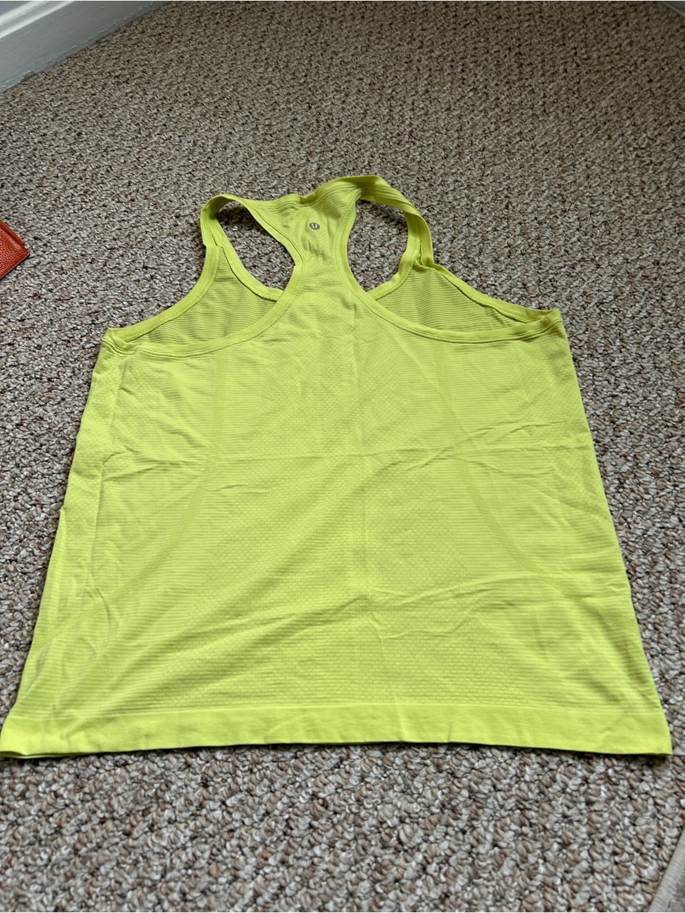 Lululemon Swiftly Tech Racerback 2.0 - Picture 4 of 5